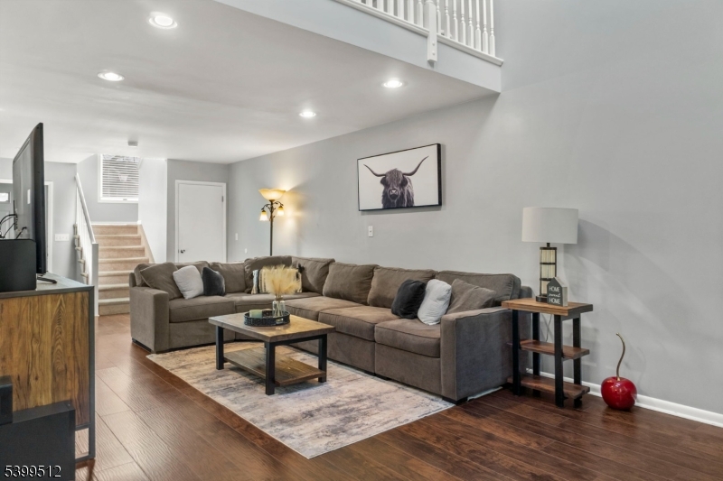 Hardyston Twp., NJ 07419,77 Meadow Pond Rd