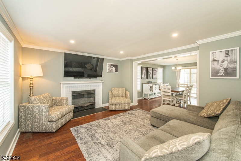 Oxford Twp., NJ 07863,44 Cambridge