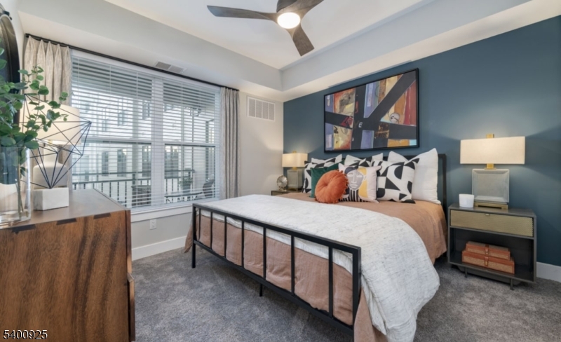 Elizabeth City, NJ 07202,100 Union St #259