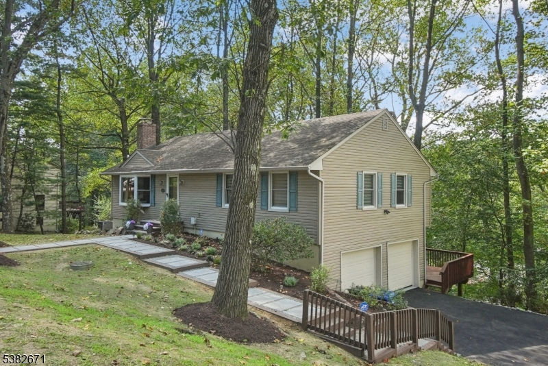 143 Hillcrest Ave, Morris Twp., NJ 07960