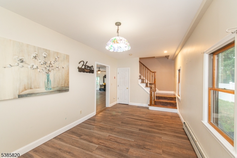 Jefferson Twp., NJ 07849,40 Castle Rock Rd