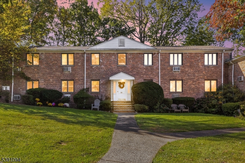 84D Troy Dr, Springfield Twp., NJ 07081