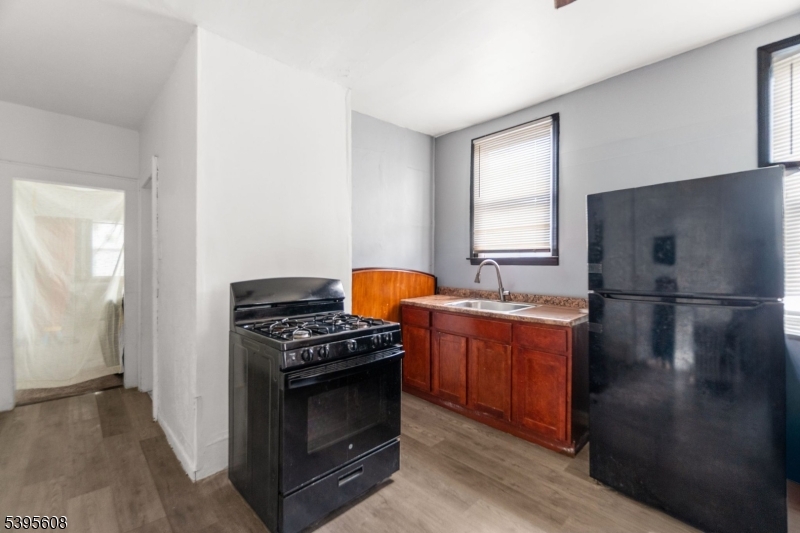 Irvington Twp., NJ 07111,777 Stuyvesant Ave