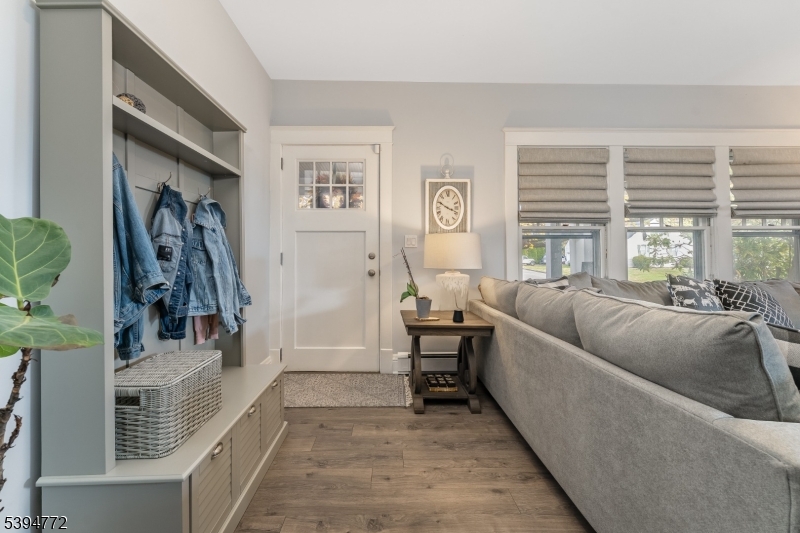 Clinton Town, NJ 08809,22 Fairview Ave