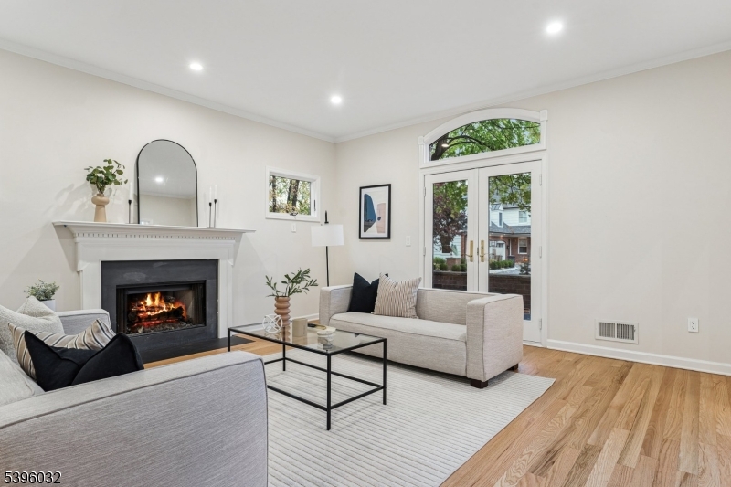 Westfield Town, NJ 07090,1163 Lawrence Ave