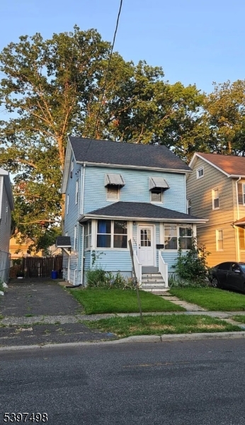 Roselle Boro, NJ 07203,1021 Harrison Ave