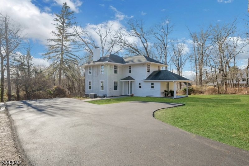 200 Mountainside Rd, Mendham Boro, NJ 07945