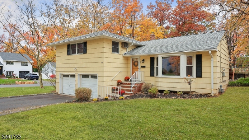 24 Deborah Way, Fanwood Boro, NJ 07023