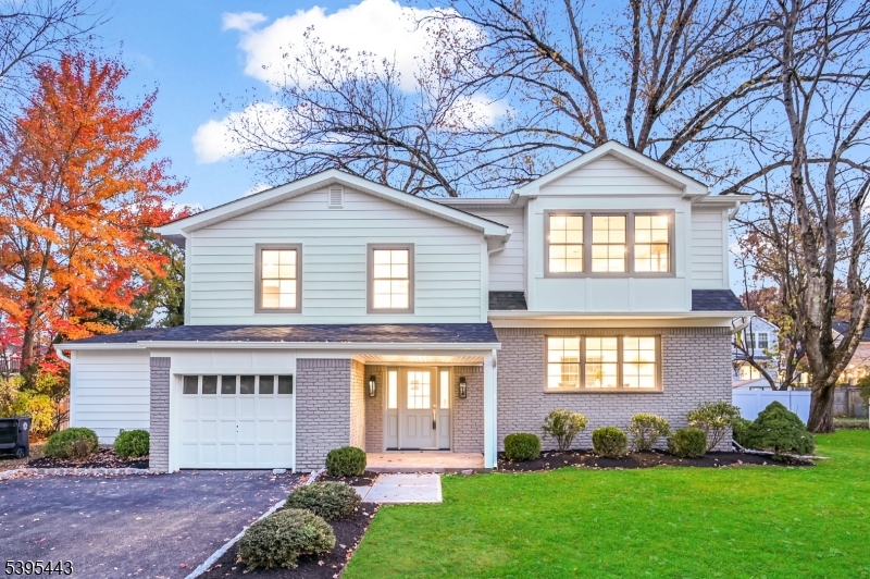 5 Woodland Rd, Chatham Boro, NJ 07928