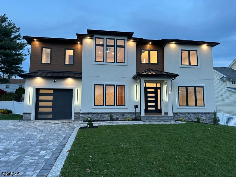 Clifton City, NJ 07013,70 Anderson Dr