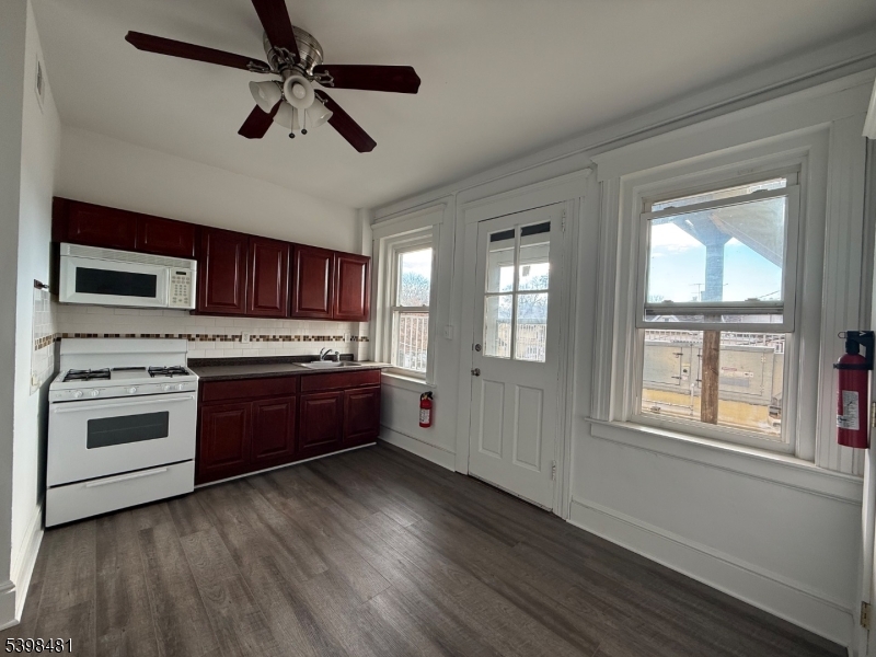 Morristown Town, NJ 07960,123 Morris St Unit A #B