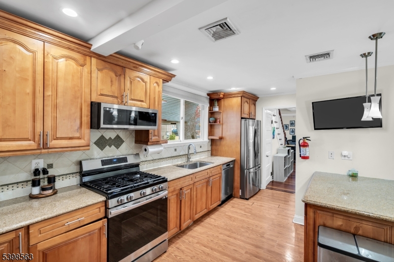 West Orange Twp., NJ 07052,18 Belle Terre Rd