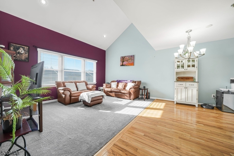 Hawthorne Boro, NJ 07506,45 Royal Ave #46