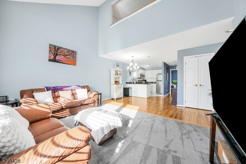 Hawthorne Boro, NJ 07506,45 Royal Ave #46