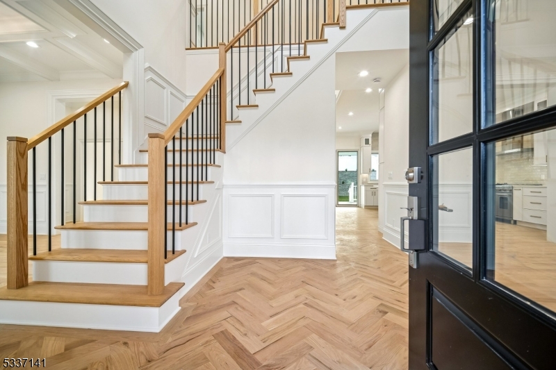 Livingston Twp., NJ 07039,19 Tilden Ct