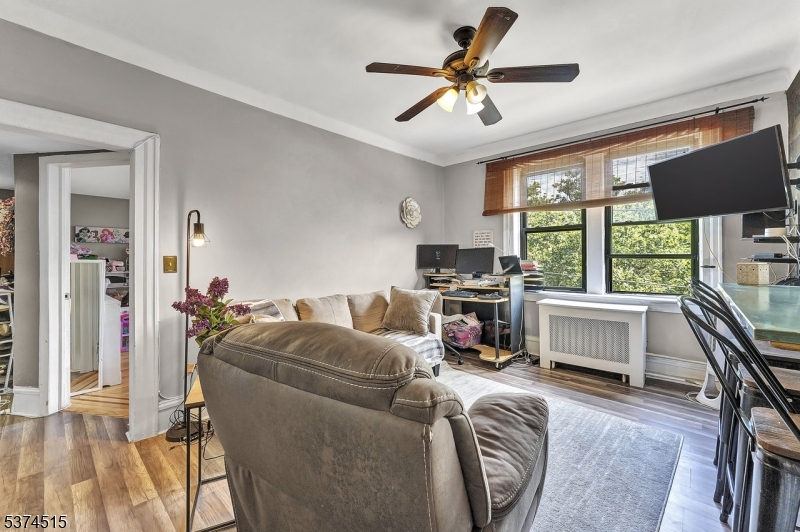 North Bergen Twp., NJ 07047,301 79Th St #E1