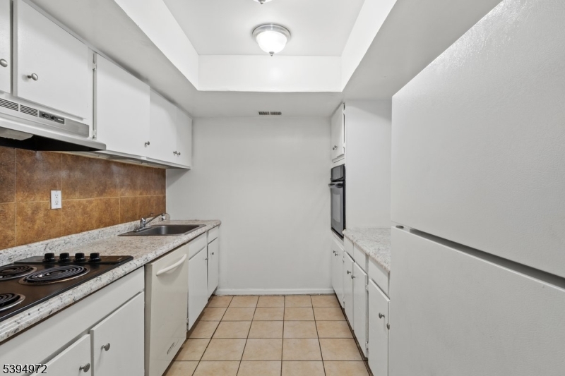 Willingboro Twp., NJ 08046,49 Fairmount Dr