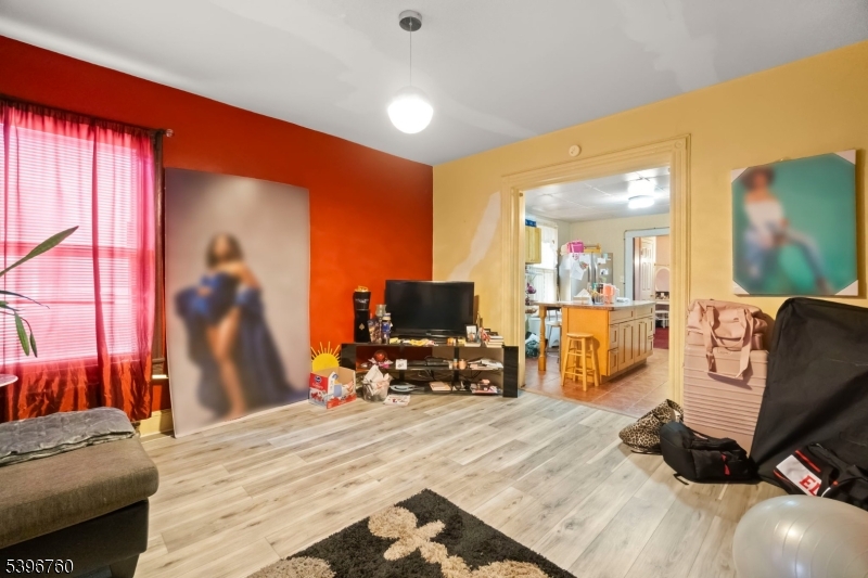 Elizabeth City, NJ 07201,478 Walnut St