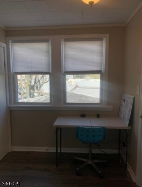 Nutley Twp., NJ 07110,10 Hagert St #3