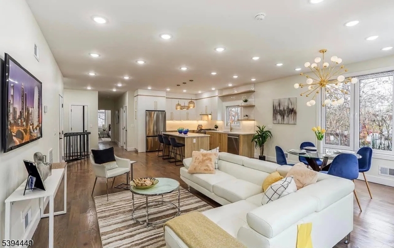 Irvington Twp., NJ 07111,376 21St St