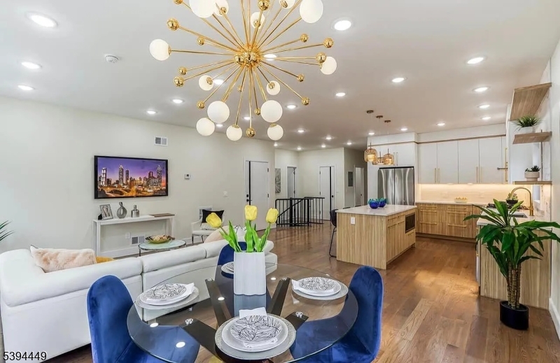 Irvington Twp., NJ 07111,376 21St St