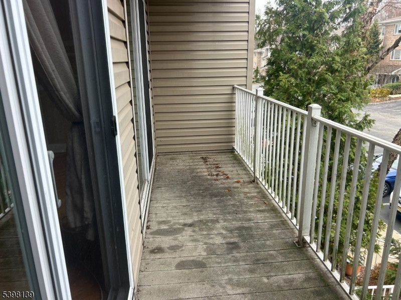 Kinnelon Boro, NJ 07405,10 Wilshire Ter