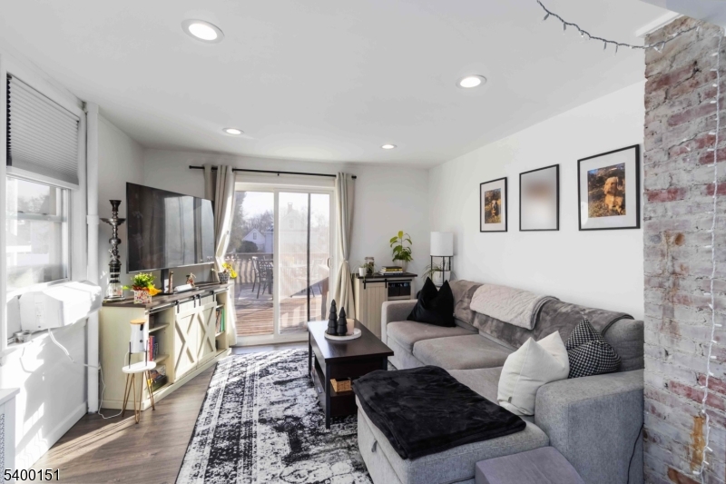 Summit City, NJ 07901,34 Ashwood Ave #2