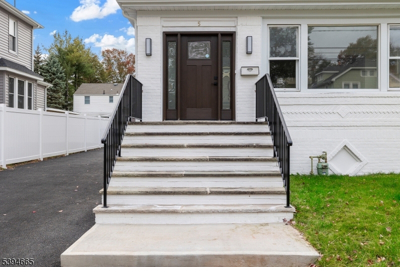 Clark Twp., NJ 07066,5 Picton St