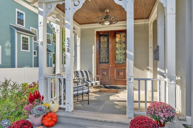 Westfield Town, NJ 07090,538 Westfield Ave