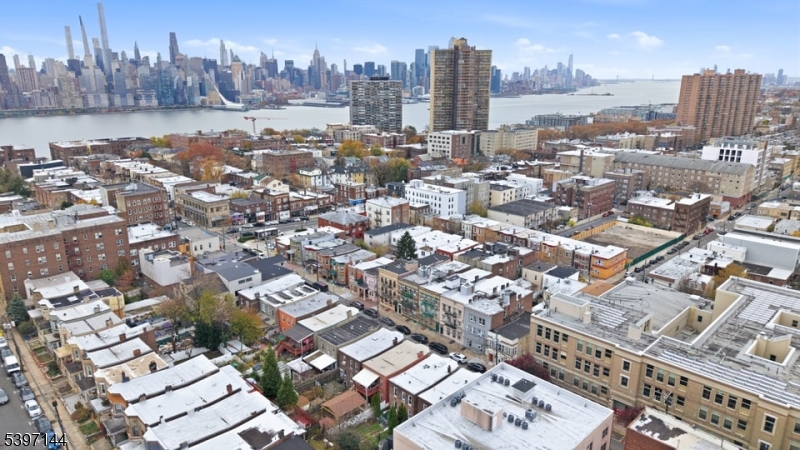 West New York Town, NJ 07093,123 63Rd St