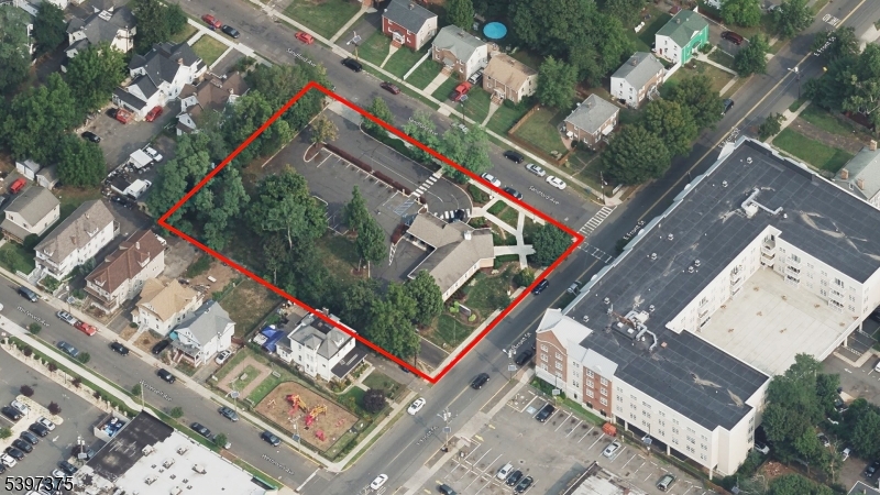 Plainfield City, NJ 07060,335 E Front St