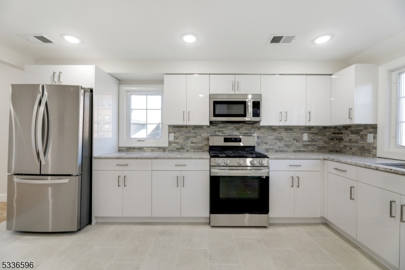 Bloomfield Twp., NJ 07003,401 Franklin St, Unit 2