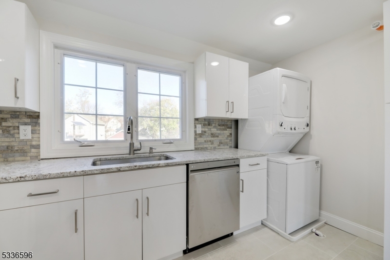 Bloomfield Twp., NJ 07003,401 Franklin St, Unit 2