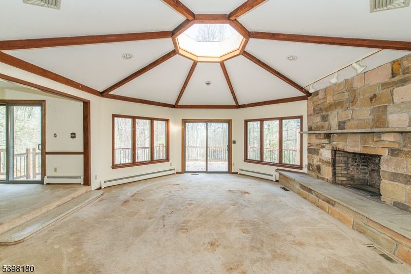 Washington Twp., NJ 07853,24 Wehrli Rd