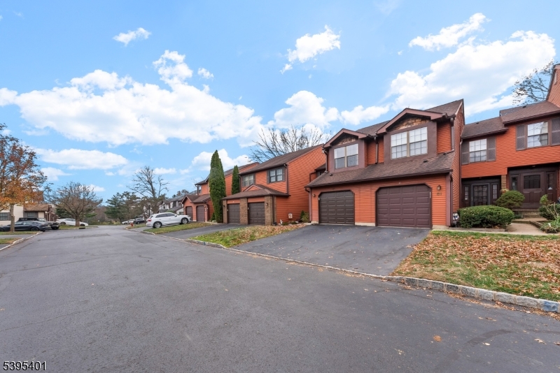 Franklin Twp., NJ 08873,61 Bayberry Dr