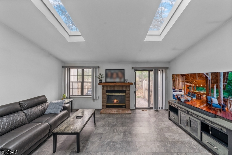 Franklin Twp., NJ 08873,61 Bayberry Dr