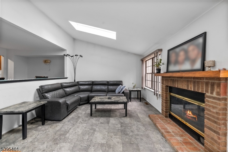 Franklin Twp., NJ 08873,61 Bayberry Dr