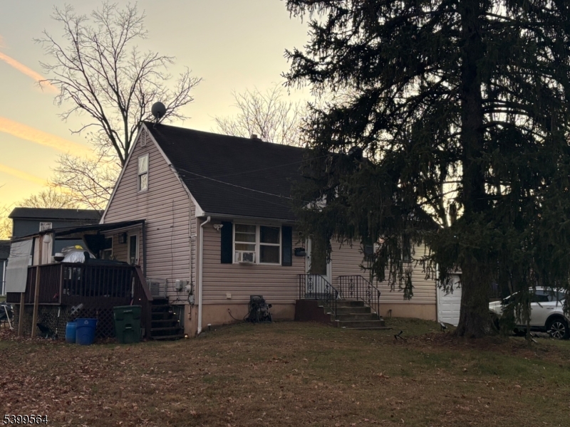 Franklin Twp., NJ 08873,52 Hawthorne Dr