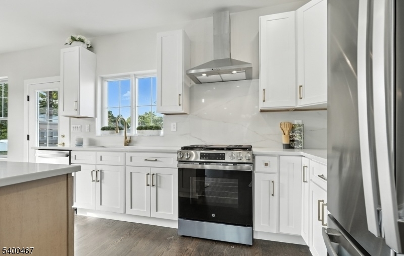 North Arlington Boro, NJ 07031,184 Canterbury Ave