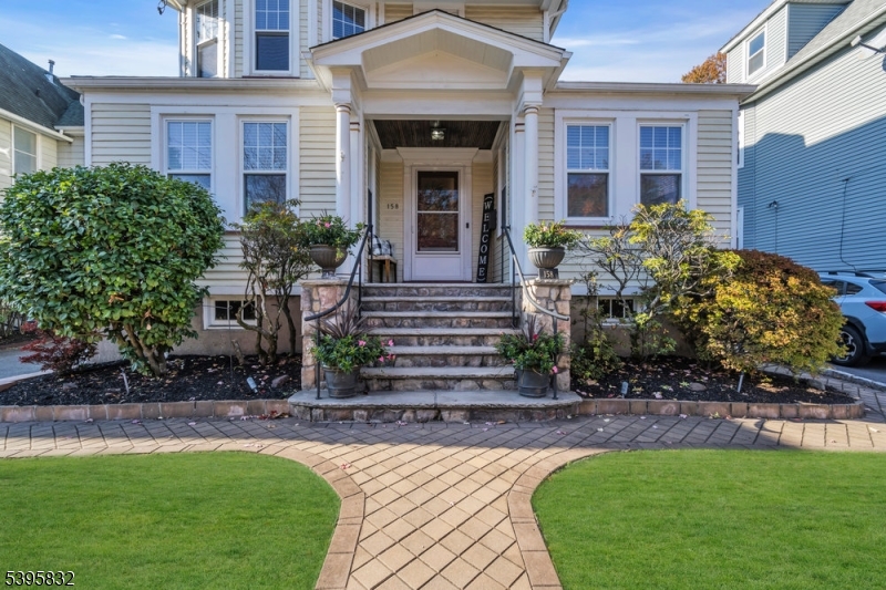 Rutherford Boro, NJ 07070,158 Mountain Way