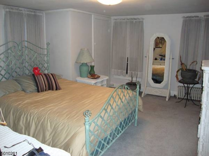 Clinton Twp., NJ 08801,12 Kiceniuk Rd