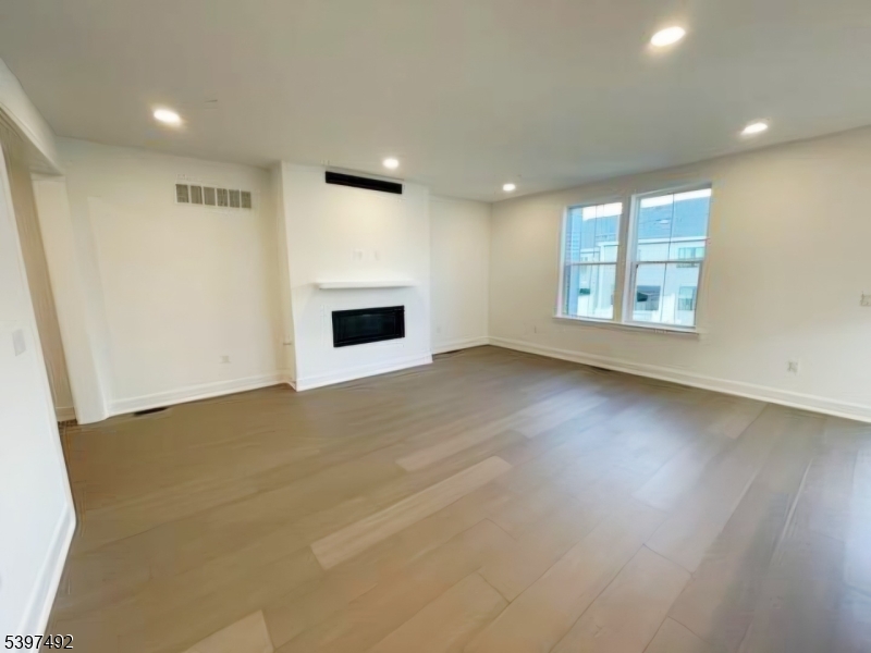 Randolph Twp., NJ 07869,26 Blackmoor Ln