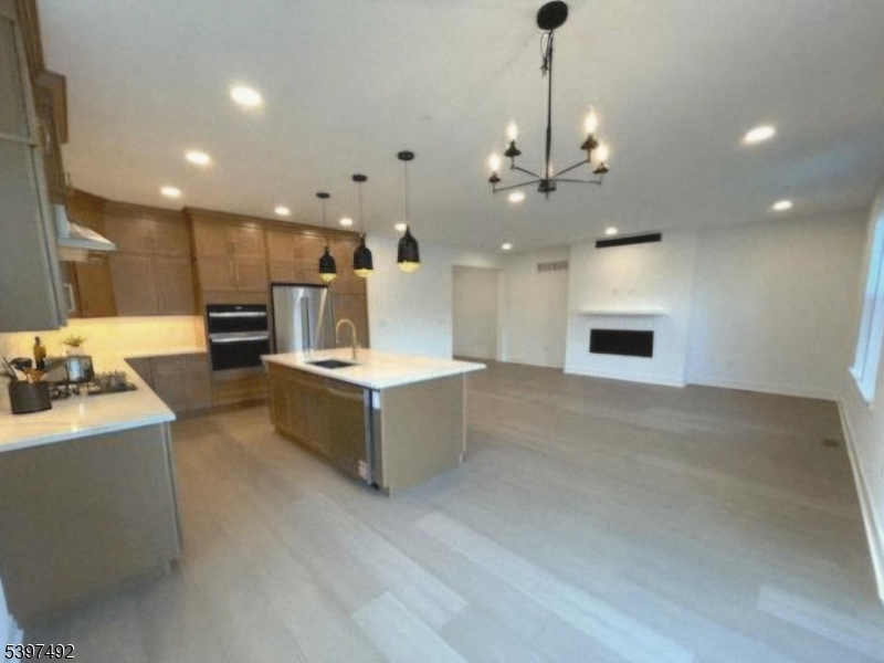 Randolph Twp., NJ 07869,26 Blackmoor Ln