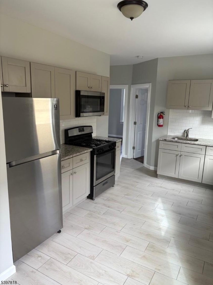 Clifton City, NJ 07011,134 Knapp Ave