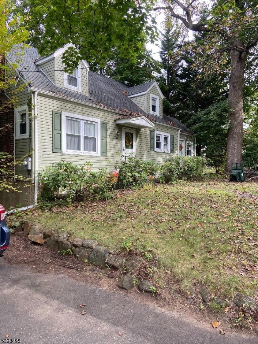 Chatham Twp., NJ 07928,38 Meyersville Rd