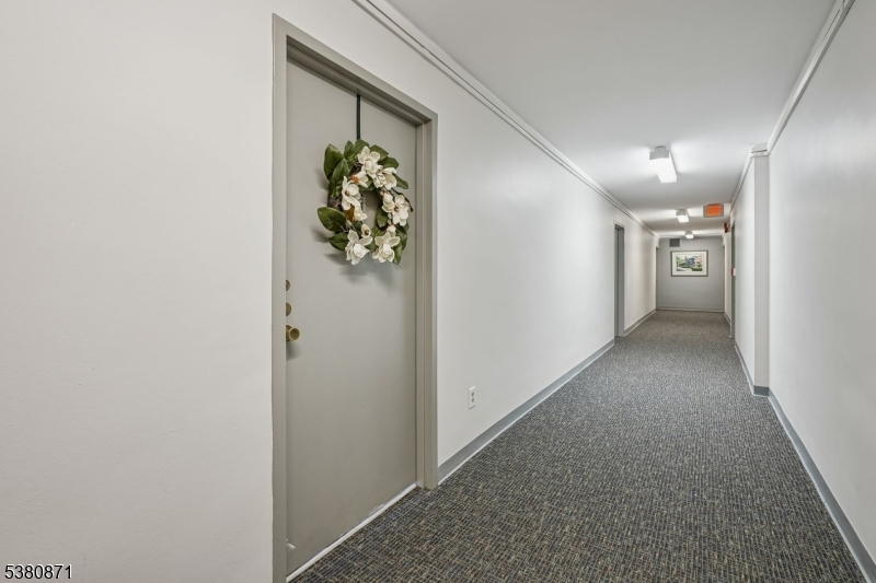 Glen Ridge Boro Twp., NJ 07028,926 Bloomfield Ave 5B #5B