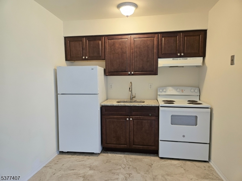 Phillipsburg Town, NJ 08865,1041 Ridge St #A 19