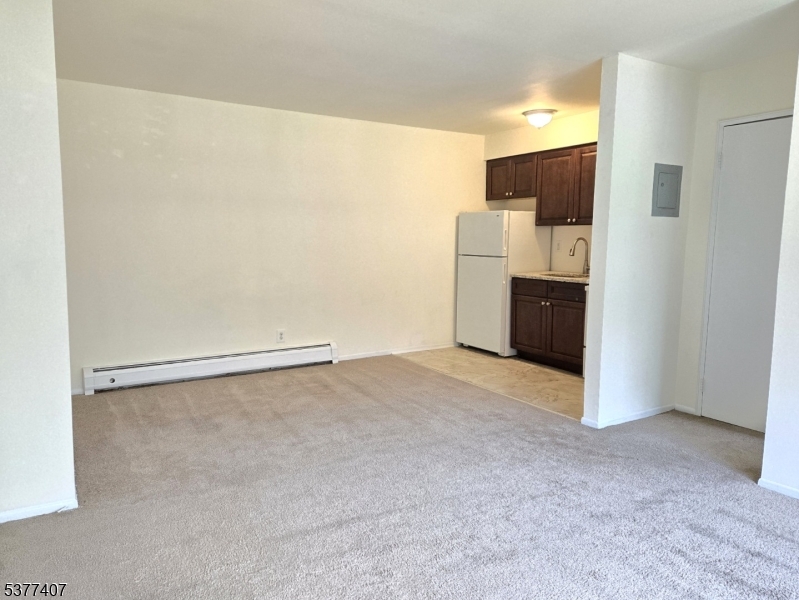 Phillipsburg Town, NJ 08865,1041 Ridge St #A 19