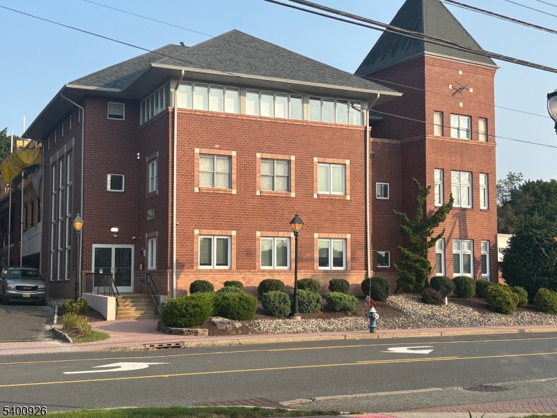 Berkeley Heights Twp., NJ 07922,391 Springfield #2A