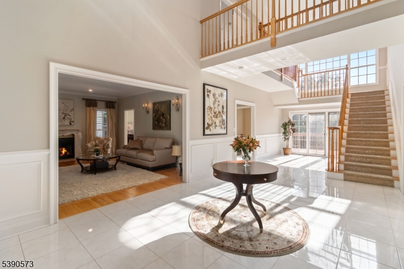 Clinton Twp., NJ 08833,10 Blue Cliff Dr